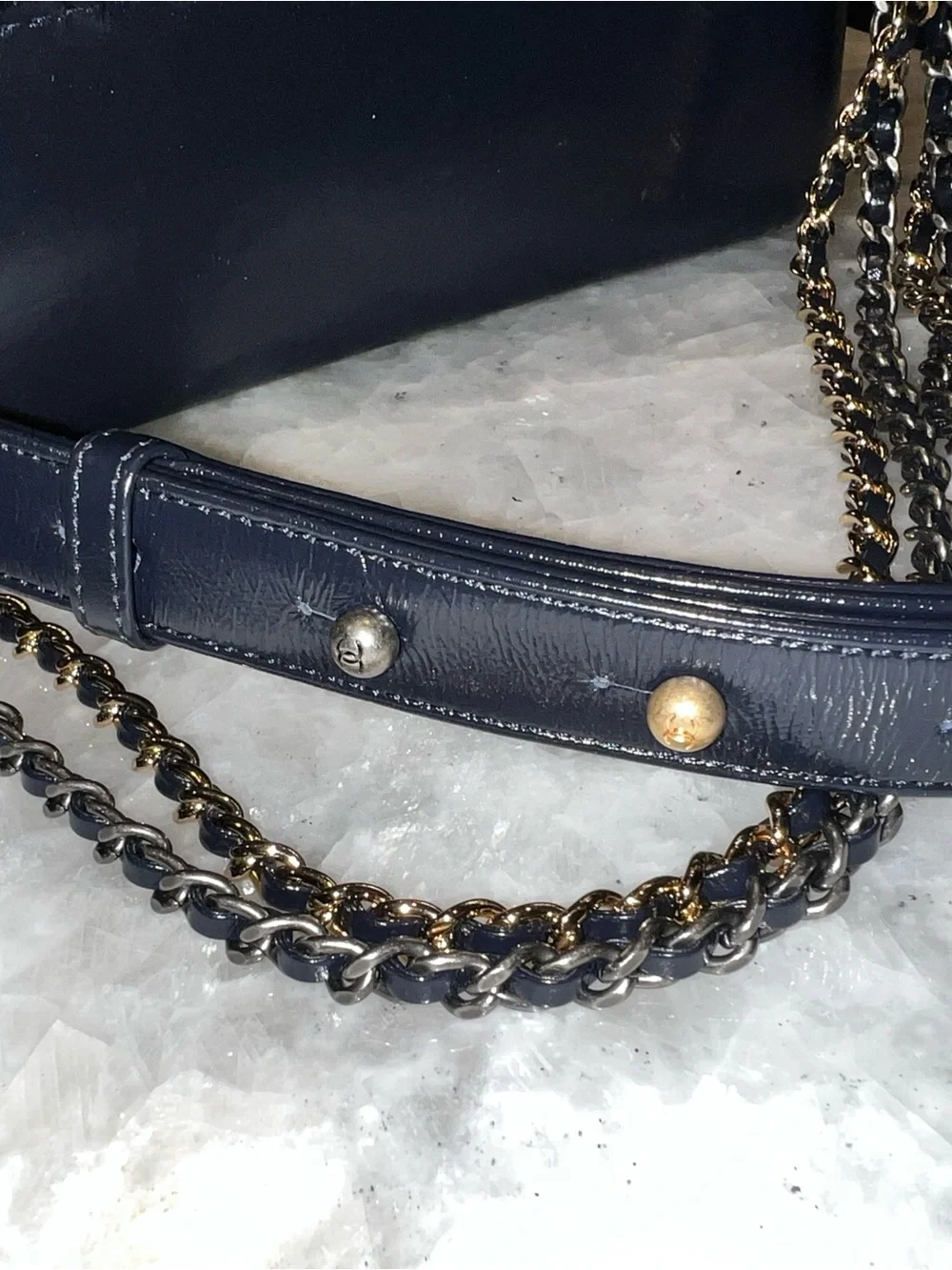 CHANEL shoulder bag